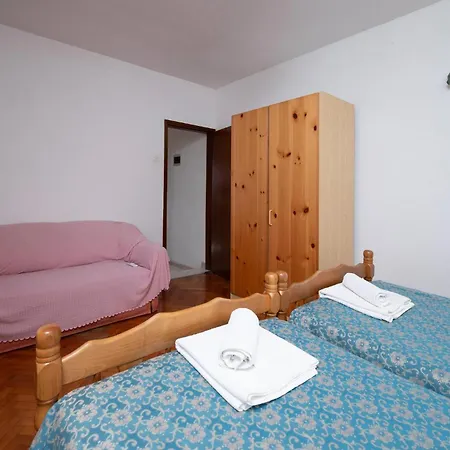 公寓 Amazing Apartment In Pula With Wifi 普拉
