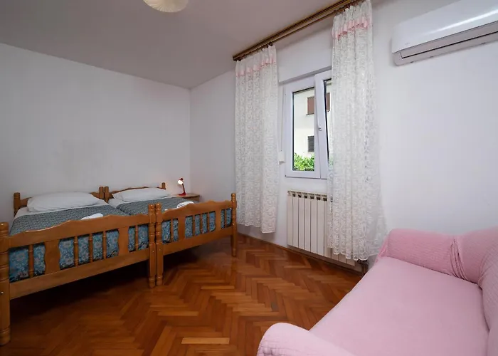 Stunning Apartment In Pula With Wifi