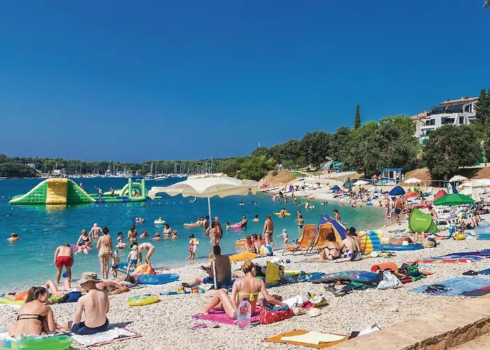 Stunning Apartment In Pula With Wifi Apartman